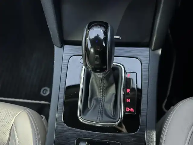 スバル レガシィ Ｂ４ リミテッド 愛知県 2019(令1)年 7.6万km クリスタルブラックシリカ ワンオーナー/サンルーフ/4WD/純正ナビ(AM/FM/CD/DVD/BT/ワンセグTV)/アイサイト/ステアリング連動ヘッドランプ/ブラインドスポットモニター/リヤビークルディテクション/後退時ブレーキアシスト/オートビークルホールド/レーンキープアシスト/先行車発進告知/追従クルーズコントロール/電動パーキングブレーキ/パーキングセンサー/レザーシート/メモリ機能付きパワーシート/シートヒーター（D/N席）/ハンドルヒーター/デュアルエアコン/バックカメラ/ETC/ドラレコ（前）/自動防眩ミラー/純正18インチアルミホイール/LEDヘッドランプ/フォグランプ/リアフォグランプ/ステアリングスイッチ/純正フロアマット/スペアキー/スマートキー×1/取説/保証書