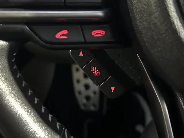 スバル レガシィ Ｂ４ リミテッド 愛知県 2019(令1)年 7.6万km クリスタルブラックシリカ ワンオーナー/サンルーフ/4WD/純正ナビ(AM/FM/CD/DVD/BT/ワンセグTV)/アイサイト/ステアリング連動ヘッドランプ/ブラインドスポットモニター/リヤビークルディテクション/後退時ブレーキアシスト/オートビークルホールド/レーンキープアシスト/先行車発進告知/追従クルーズコントロール/電動パーキングブレーキ/パーキングセンサー/レザーシート/メモリ機能付きパワーシート/シートヒーター（D/N席）/ハンドルヒーター/デュアルエアコン/バックカメラ/ETC/ドラレコ（前）/自動防眩ミラー/純正18インチアルミホイール/LEDヘッドランプ/フォグランプ/リアフォグランプ/ステアリングスイッチ/純正フロアマット/スペアキー/スマートキー×1/取説/保証書