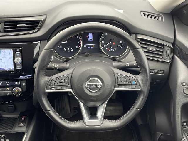 日産 エクストレイル 20Xi 千葉県 2019(令1)年 4.5万km ブリリアントホワイトパール プロパイロット/（衝突軽減ブレーキ　レーンキープアシスト　レーダークルーズコントロール　標識認識機能）/社外メモリナビ/（フルセグ/Bluetooth/CD/DVD/AM/FM）/全方位カメラ/デジタルインナーミラー/前後ドライブレコーダー/ETC/シートバックモニター/ルーフレール/パワーバックドア/ブラインドスポットモニター/ダウンヒルアシストコントロール/カプロンシート/電子パーキングブレーキ/プッシュスタート/スマートキー/スペアキー/電動格納ミラー/純正18インチアルミホイール
