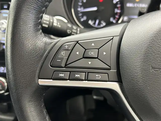 日産 エクストレイル 20Xi 福井県 2019(令1)年 4.5万km ブリリアントホワイトパール プロパイロット/・衝突軽減ブレーキ/レーンキープアシスト/レーダークルーズコントロール/標識認識機能/社外メモリナビ/・フルセグTV/Bluetooth/CD/DVD/AM/FM/全方位カメラ/デジタルインナーミラー/前後ドライブレコーダー/ETC/シートバックモニター/ルーフレール/パワーバックドア/ブラインドスポットモニター/ダウンヒルアシストコントロール/電動パーキングブレーキ/スペアキー/純正18インチアルミホイール