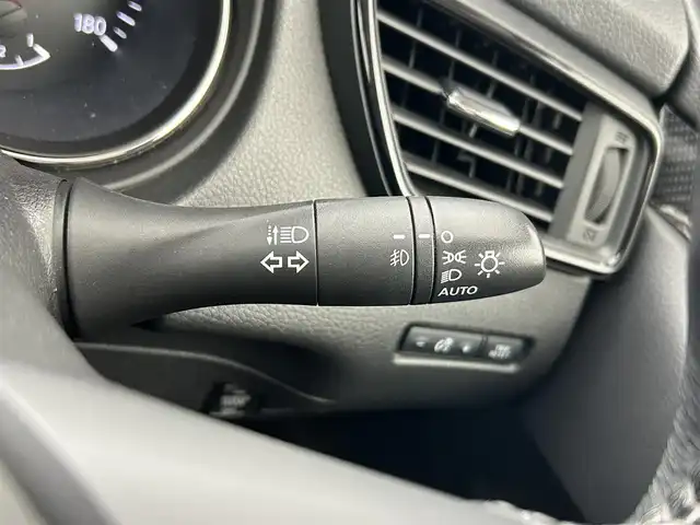 日産 エクストレイル 20Xi 福井県 2019(令1)年 4.5万km ブリリアントホワイトパール プロパイロット/・衝突軽減ブレーキ/レーンキープアシスト/レーダークルーズコントロール/標識認識機能/社外メモリナビ/・フルセグTV/Bluetooth/CD/DVD/AM/FM/全方位カメラ/デジタルインナーミラー/前後ドライブレコーダー/ETC/シートバックモニター/ルーフレール/パワーバックドア/ブラインドスポットモニター/ダウンヒルアシストコントロール/電動パーキングブレーキ/スペアキー/純正18インチアルミホイール