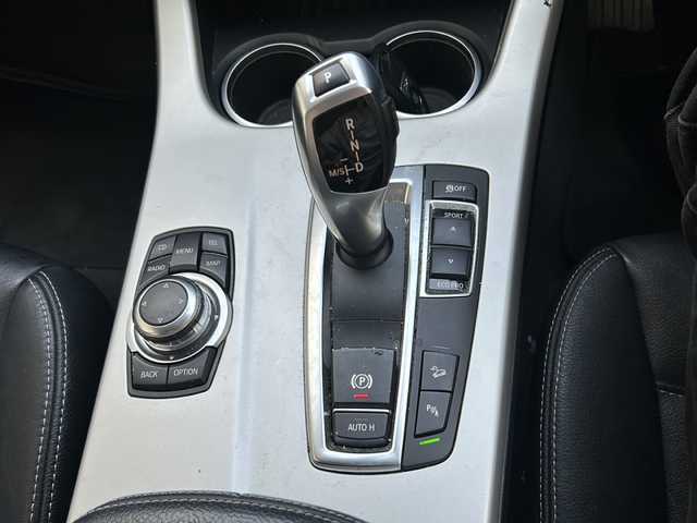 ＢＭＷ Ｘ３ xDrive20i 沖縄県 2012(平24)年 8.8万km 紺 禁煙車/サンルーフ/ルーフレール/レザーシート/メーカー9インチナビ/（CD/DVD/フルセグTV/Bluetooth/ラジオ）/全方位カメラ/ビルトインETC/電動パーキングブレーキ/オートブレーキホールド/コーナーセンサー/ダウンヒルアシストコントロール/シートヒーター/パワーシート/シートメモリー/リアエアコン