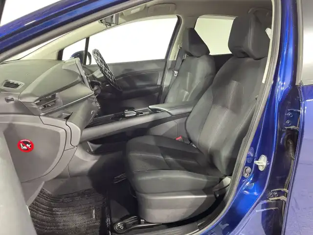 日産 ノート X 神奈川県 2021(令3)年 3.6万km オーロラフレアブルーパール メーカーオプションナビゲーション/Bluetooth フルセグ AppleCarPlay AndroidAuto/アラウンドビューモニター/全方位運転支援システム/インテリジェントエマージェンシーブレーキ/踏み間違い衝突防止アシスト/標識検知機能/前方衝突予測警報/車両逸脱警報/ふらつき警報/車線逸脱予防支援システム/インテリジェントルームミラー/電子パーキング/オートホールド/ビルトインETC2.0/ステアリングリモコン/プッシュスタート/インテリジェントキー/スペアキー/LEDヘッドライト/オートライト/ドアバイザー
