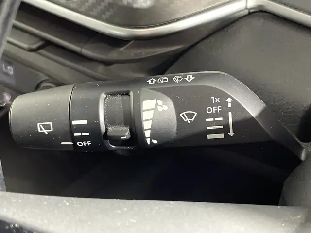 日産 ノート X 神奈川県 2021(令3)年 3.6万km オーロラフレアブルーパール メーカーオプションナビゲーション/Bluetooth フルセグ AppleCarPlay AndroidAuto/アラウンドビューモニター/全方位運転支援システム/インテリジェントエマージェンシーブレーキ/踏み間違い衝突防止アシスト/標識検知機能/前方衝突予測警報/車両逸脱警報/ふらつき警報/車線逸脱予防支援システム/インテリジェントルームミラー/電子パーキング/オートホールド/ビルトインETC2.0/ステアリングリモコン/プッシュスタート/インテリジェントキー/スペアキー/LEDヘッドライト/オートライト/ドアバイザー