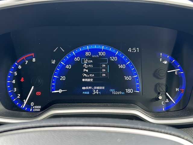 トヨタ カローラ スポーツ G スタイルパッケージ 千葉県 2021(令3)年 1.1万km グレーメタリック 6速MT/純正ディスプレイオーディオ/バックカメラ/Bluetooth/USB接続/Miracast/ビルトインETC/LEDヘッドライト/オートマチックハイビーム/フロントフォグランプ/電動格納ウィンカーミラー/前席シートヒーター/ステアリングヒーター/トヨタセーフティーセンス/プリクラッシュセーフティ/前後コーナーセンサー/レーンキープアシスト/ロードサインアシスト/レーダークルーズコントロール/電動パーキングブレーキ/ブレーキホールド/プッシュスタート/スマートキー（スペアキー1本）/純正フロアマット/純正16インチアルミホイール