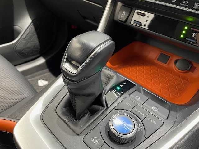 トヨタ ＲＡＶ４ アドベンチャー 宮城県 2021(令3)年 3.1万km アーバンカーキ 4WD/純正ナビ/バックカメラ/フルセグTV/Bluetooth/CD/DVD/トヨタセーフティセンス/・プリクラッシュセーフティー/・レーントレーシングアシスト/・レーダークルーズコントロール/・オートマチックハイビーム/・ロードサインアシスト/クリアランスソナー/ダウンヒルアシストコントロール/ヒルスタートアシストコントロール/MTモード付きAT/本革レザーシート/エアーシート/シートヒーター/パワーシート/ステアリングヒーター/LEDヘッドライト/フォグランプ/オートライト/純正ETC/純正アルミホイール/純正フロアマット/前後ドライブレコーダー/盗難防止装置