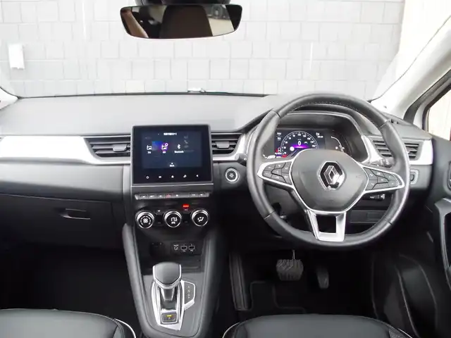 ルノー ルノー キャプチャー インテンス テックパック 埼玉県 2023(令5)年 2.1万km パール ブラックレザーシート/アダプティブクルーズコントロール/androidauto/パークセンサー/ブラインドスポットモニター/全周囲カメラ/純正ディスプレイオーディオ/ETC/シートヒーター/純正AWスタッドレスタイヤ積み込み