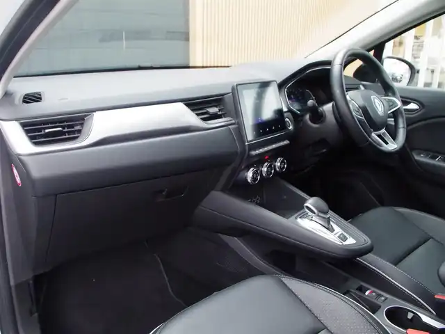 ルノー ルノー キャプチャー インテンス テックパック 埼玉県 2023(令5)年 2.1万km パール ブラックレザーシート/アダプティブクルーズコントロール/androidauto/パークセンサー/ブラインドスポットモニター/全周囲カメラ/純正ディスプレイオーディオ/ETC/シートヒーター/純正AWスタッドレスタイヤ積み込み