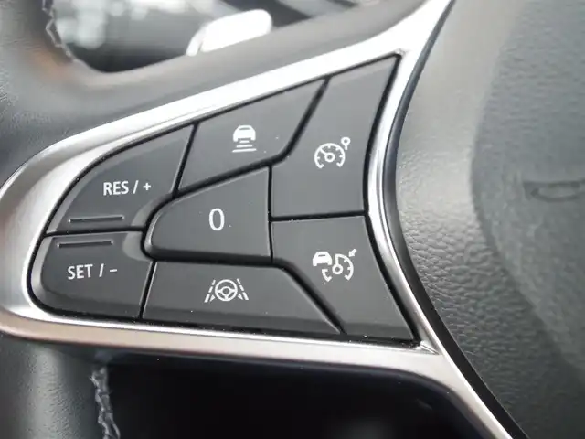 ルノー ルノー キャプチャー インテンス テックパック 埼玉県 2023(令5)年 2.1万km パール ブラックレザーシート/アダプティブクルーズコントロール/androidauto/パークセンサー/ブラインドスポットモニター/全周囲カメラ/純正ディスプレイオーディオ/ETC/シートヒーター/純正AWスタッドレスタイヤ積み込み