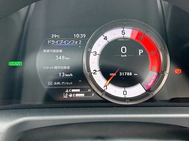 レクサス ＥＳ 300h Fスポーツ 東京都 2023(令5)年 3.2万km ソニックチタニウム ワンオーナー/セーフティプラス/純正SDナビ フルセグTV/Bluetooth USB FMAM/バックカメラ/サンルーフ/革シート/シートヒーター エアシート　（前席）/パワーシート　（前席）/シートメモリ/ステアリングヒーター/パワートランク/デジタルインナーミラー/プリクラッシュセーフティ/レーダークルーズコントロール/レーンアシスト/アダプティブハイビームシステム/ロードサインアシスト/先行車発信告知昨日/ドライバー異常時対応システム/パドルシフト/前後ドラレコ/ビルトインETC2.0/スペアキー/カードキー/保証書＆取扱説明書