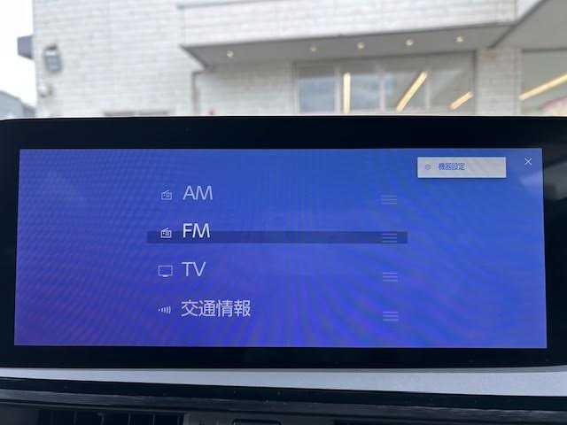レクサス ＥＳ 300h Fスポーツ 東京都 2023(令5)年 3.2万km ソニックチタニウム ワンオーナー/セーフティプラス/純正SDナビ フルセグTV/Bluetooth USB FMAM/バックカメラ/サンルーフ/革シート/シートヒーター エアシート　（前席）/パワーシート　（前席）/シートメモリ/ステアリングヒーター/パワートランク/デジタルインナーミラー/プリクラッシュセーフティ/レーダークルーズコントロール/レーンアシスト/アダプティブハイビームシステム/ロードサインアシスト/先行車発信告知昨日/ドライバー異常時対応システム/パドルシフト/前後ドラレコ/ビルトインETC2.0/スペアキー/カードキー/保証書＆取扱説明書