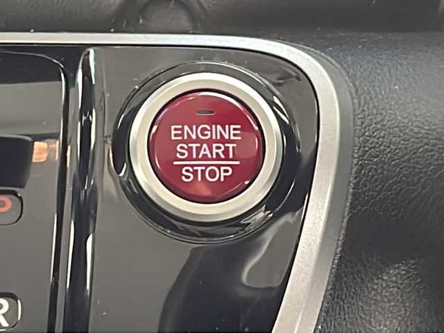 ホンダ Ｎ ＢＯＸ G Lパッケージ 千葉県 2014(平26)年 6.7万km プレミアムホワイトパール 純正ナビ【VXM-145VFi】/バックカメラ/ETC/両側パワースライドドア/純正フロアマット/純正ドアバイザー/アイドリングストップ/横滑り防止機能/プッシュスタート/純正14インチアルミホイール/電格ウィンカーミラー/スマートキー/スペアキー