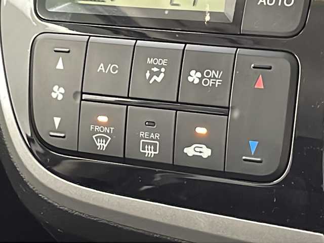 ホンダ Ｎ ＢＯＸ G Lパッケージ 千葉県 2014(平26)年 6.7万km プレミアムホワイトパール 純正ナビ【VXM-145VFi】/バックカメラ/ETC/両側パワースライドドア/純正フロアマット/純正ドアバイザー/アイドリングストップ/横滑り防止機能/プッシュスタート/純正14インチアルミホイール/電格ウィンカーミラー/スマートキー/スペアキー