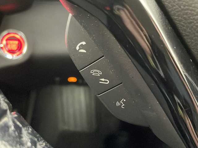 ホンダ ヴェゼル X ホンダセンシング 秋田県 2018(平30)年 14.5万km プラチナホワイトパール 社外ナビ　ＣＮ－ＲＡ０４Ｄ/・フルセグテレビ/・ＢＴ/・ＣＤ、ＤＶＤ、ＳＤ/・ラジオ/・ＵＳＢ/・ＨＤＭＩ/フロントワイパーデアイサー/前席シートヒーター/電動格納ミラー/ステアリングスイッチ/横滑り防止装置/レーンキープアシスト/オートライト/サマータイヤ　ゴムのみ積載　215/60R16