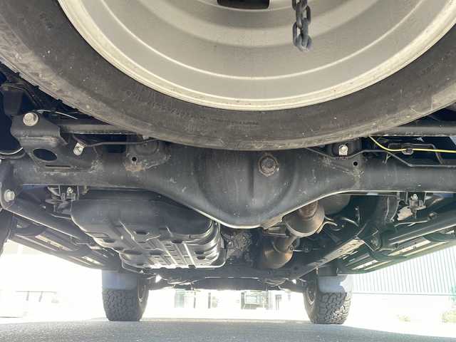 トヨタ ランドクルーザー プラド TX Lパッケージ 青森県 2023(令5)年 2.8万km アバンギャルドブロンズメタリック ワンオーナー/寒冷地仕様/純正メーカーナビ・フルセグTV/パノラミックビューモニター/黒革シート/前席エアシート・ヒーター/セーフティセンス/プリクラッシュセーフティ/レーダークルーズコントロール/レーンディパーチャーアラート/オートマチックハイビーム/OPブラインドスポットモニター/OPクリアランスソナー/ワイパーデアイサー/スマートキー一体式エンジンスターター/ビルトインETC2.0/LEDヘッドライト/LEDフォグランプ/リアフォグランプ/ブラックルーフレール/社外17インチアルミ夏タイヤ/純正17インチアルミスタッドレス車内/バッテリー2個