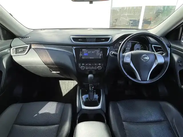 日産 エクストレイル 20X エマージェンシーブレーキ 宮崎県 2017(平29)年 5.3万km 黒 純正ナビゲーション（MM316D-W）/　AM FM CD DVD BT TV/バックカメラ/エマージェンシーブレーキ/運転席助手席シートヒーター/ルーフレール/フォグランプ/スマートキー/プッシュスタート/ウィンカーミラー/電動格納ミラー