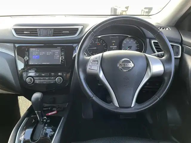 日産 エクストレイル 20X エマージェンシーブレーキ 宮崎県 2017(平29)年 5.3万km 黒 純正ナビゲーション（MM316D-W）/　AM FM CD DVD BT TV/バックカメラ/エマージェンシーブレーキ/運転席助手席シートヒーター/ルーフレール/フォグランプ/スマートキー/プッシュスタート/ウィンカーミラー/電動格納ミラー