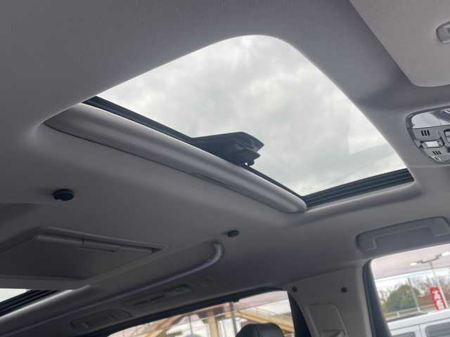 トヨタ アルファード S Cパッケージ 山口県 2021(令3)年 5.1万km ホワイトパールクリスタルシャイン ツインムーンルーフ　/純正ディスプレイオーディオ/ナビ/AM/FM/CD/DVD/Bluetooth/フルセグTV/純正フリップダウンモニター　/トヨタセーフティーセンス　/衝突被害軽減ブレーキ/アダプティブクルーズコントロール/車線逸脱警報/オートマチックハイビーム/デジタルインナーミラー　/両側パワースライドドア　/パワーバックドア　/レザーシート/ベンチレーション　/前席、2列目パワーシート/3眼ＬＥＤヘッドライト　/前後コーナーセンサー/ＥＴＣ