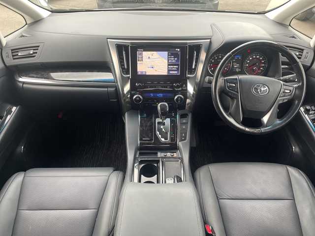 トヨタ アルファード S Cパッケージ 山口県 2021(令3)年 5.1万km ホワイトパールクリスタルシャイン ツインムーンルーフ　/純正ディスプレイオーディオ/ナビ/AM/FM/CD/DVD/Bluetooth/フルセグTV/純正フリップダウンモニター　/トヨタセーフティーセンス　/衝突被害軽減ブレーキ/アダプティブクルーズコントロール/車線逸脱警報/オートマチックハイビーム/デジタルインナーミラー　/両側パワースライドドア　/パワーバックドア　/レザーシート/ベンチレーション　/前席、2列目パワーシート/3眼ＬＥＤヘッドライト　/前後コーナーセンサー/ＥＴＣ