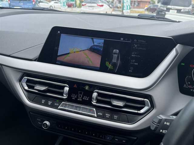 ＢＭＷ １１８ｄ プレイ エディションジョイ+ 三重県 2020(令2)年 8.4万km サファイアブラックP ワンオーナー/10.25インチディスプレイ/HDDナビ/バックカメラ/ドライビングアシスト/パーキングアシスト/LEDヘッドランプ/運転席パワーシート/ミラー内蔵ETC