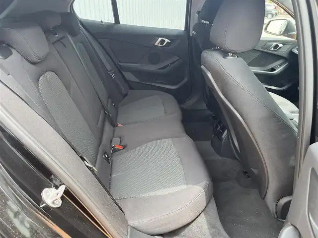 ＢＭＷ １１８ｄ プレイ エディションジョイ+ 三重県 2020(令2)年 8.4万km サファイアブラックP ワンオーナー/10.25インチディスプレイ/HDDナビ/バックカメラ/ドライビングアシスト/パーキングアシスト/LEDヘッドランプ/運転席パワーシート/ミラー内蔵ETC