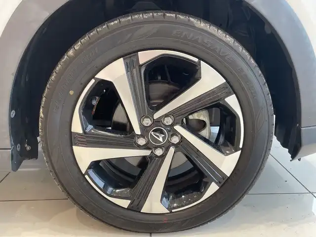 ダイハツ ロッキー プレミアム G HEV 埼玉県 2021(令3)年 1.3万km シャイニングホワイトパール スマートアシスト　/レーダークルーズコントロール　/LEDオートライト　/ハーフレザーシート　/シートヒーター　/純正17インチアルミホイール　/電子パーキング