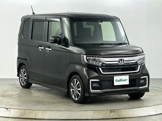 ホンダ Ｎ ＢＯＸ カスタム L 愛知県 2022(令4)年 4.2万km プレミアムグラマラスブロンズP 禁煙車/純正7インチナビ/（CD/DVD/Bluetooth/フルセグTV/SD)/バックカメラ/ホンダセンシング/・衝突軽減ブレーキ/・レーンキープアシスト/・オートマチックハイビーム/・レーダークルーズコントロール/・パーキングセンサー/ETC/シートヒーター/両側パワースライドドア/アイドリングストップ/スマートキー/スペアキー1本/プッシュスタート/LEDヘッドライト/フロントフォグランプ/オートライト/チップアップシート/純正14インチアルミホイール/純正フロアマット/横滑り防止装置/純正フロアマット