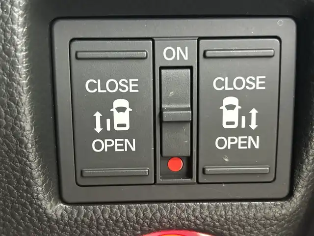 ホンダ Ｎ ＢＯＸ カスタム L 愛知県 2022(令4)年 4.2万km プレミアムグラマラスブロンズP 禁煙車/純正7インチナビ/（CD/DVD/Bluetooth/フルセグTV/SD)/バックカメラ/ホンダセンシング/・衝突軽減ブレーキ/・レーンキープアシスト/・オートマチックハイビーム/・レーダークルーズコントロール/・パーキングセンサー/ETC/シートヒーター/両側パワースライドドア/アイドリングストップ/スマートキー/スペアキー1本/プッシュスタート/LEDヘッドライト/フロントフォグランプ/オートライト/チップアップシート/純正14インチアルミホイール/純正フロアマット/横滑り防止装置/純正フロアマット