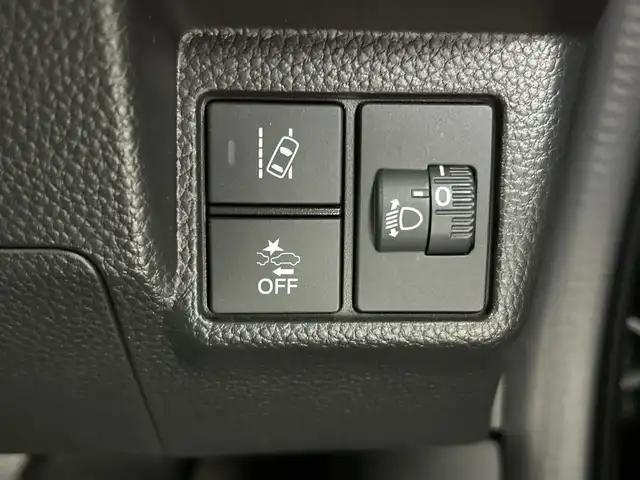 ホンダ Ｎ ＢＯＸ カスタム L 愛知県 2022(令4)年 4.2万km プレミアムグラマラスブロンズP 禁煙車/純正7インチナビ/（CD/DVD/Bluetooth/フルセグTV/SD)/バックカメラ/ホンダセンシング/・衝突軽減ブレーキ/・レーンキープアシスト/・オートマチックハイビーム/・レーダークルーズコントロール/・パーキングセンサー/ETC/シートヒーター/両側パワースライドドア/アイドリングストップ/スマートキー/スペアキー1本/プッシュスタート/LEDヘッドライト/フロントフォグランプ/オートライト/チップアップシート/純正14インチアルミホイール/純正フロアマット/横滑り防止装置/純正フロアマット