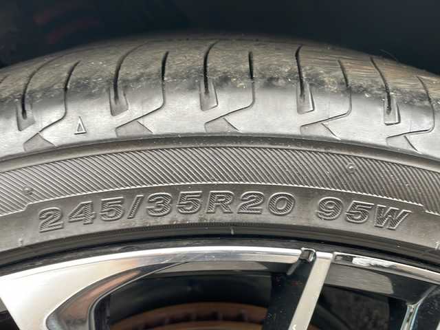 トヨタ クラウン ハイブリッド アスリートS Four J フロンティア 青森県 2016(平28)年 10万km プレシャスブラックパール 4WD/寒冷地仕様/純正SDナビ・フルセグTV/CD・DVD・Bluetooth・SD・USB・AUX/OPパノラミックビューモニター/ハーフレザーシート/前席パワーシート・シートヒーター/ステアリングヒーター/プリクラッシュセーフティ/レーンディパーチャーアラート/レーダークルーズコントロール/オートマチックハイビーム/OPクリアランスソナー/前後ドライブレコーダー/スマートキー一体式エンジンスターター/ワイパーデアイサー/ビルトインETC/LEDヘッドライト/LEDフォグランプ/社外車高調（RSR）/社外エアロ（M’z SPEED）/社外マフラー（M’z SPEED）/社外20インチアルミ（weds LEONIS）/スペアキー/保証書・取説書