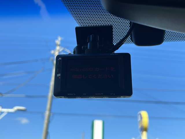 トヨタ クラウン マジェスタ Fバージョン 静岡県 2013(平25)年 10.5万km プレシャスシルバー レザーシート/純正メーカーオプションナビ/・CD/DVD/MSV/Bluetooth/フルセグTV/バックカメラ/オートマチックハイビーム/アダプティブクルーズコントロール/パワーシート/D＋N席シートヒーター/D＋N席エアシート/スマートキー/前後コーナーセンサー/純正18インチアルミホイール/純正前後ドライブレコーダー/ETC/純正LEDヘッドライト/フォグランプ/サイド＆カーテンエアバッグ