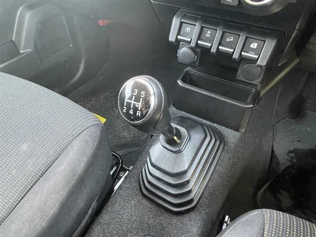 スズキ ジムニー シエラ JC 富山県 2019(令1)年 7.9万km ブルーイッシュブラックパール3 １オーナー/９型ナビ／フルセグＴＶ／Bluetooth/クルーズコントロール/ＬＥＤヘッドライト/オートライト/レーンキープアシスト/シートヒーター/オートライト/純正ＡＷ１５インチ/スマートキー/プッシュスタート/衝突軽減ブレーキ/Wエアバック/サイドエアバック／カーテンエアバック/スペアキー1本/保証書／取説有り