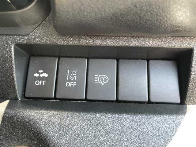 スズキ ジムニー シエラ JC 富山県 2019(令1)年 7.9万km ブルーイッシュブラックパール3 １オーナー/９型ナビ／フルセグＴＶ／Bluetooth/クルーズコントロール/ＬＥＤヘッドライト/オートライト/レーンキープアシスト/シートヒーター/オートライト/純正ＡＷ１５インチ/スマートキー/プッシュスタート/衝突軽減ブレーキ/Wエアバック/サイドエアバック／カーテンエアバック/スペアキー1本/保証書／取説有り