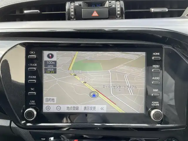 トヨタ ハイラックス Z GRスポーツ 三重県 2024(令6)年 0.8万km プラチナホワイトパールマイカ 登録時7300km/ワンオーナー/GR仕様ハーフレザーシート/荷台カバー（LADDERFRAME）/純正ナビ/（AM/FM/Bluetooth）/全方位カメラ/ETC2.0/ステアリングスイッチ/パドルシフト/レーダークルーズコントロール/オートライト/デジタルインナーミラー/アイドリングストップ/衝突軽減システム/レーンキープアシスト/コーナーセンサー/先行車発進お知らせ機能/純正フロアマット/プッシュスタート/スペアキー