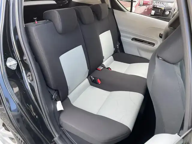 トヨタ アクア S 東京都 2013(平25)年 3.9万km ブラックマイカ 純正ナビ/TV/Bluetooth接続/ドライブレコーダー/車両接近通報装置/ＥＣＯモード/EVモード/ステアリングスイッチ/スマートキー/エンジンスタートストップスイッチ/純正フロアマット/純正アルミ