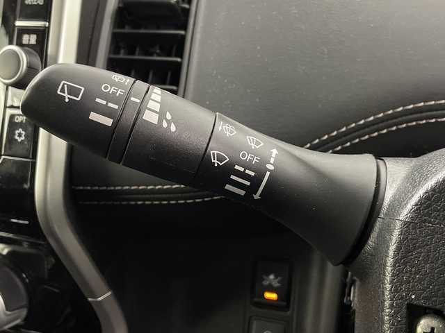 日産 セレナ ハイウェイスター Vセレクション 埼玉県 2018(平30)年 8.6万km ダイヤモンドブラック フリップダウンモニター　/純正ナビ　/全方位カメラ　/両側パワースライドドア　/ビルトインＥＴＣ　/コーナーセンサー　/衝突軽減ブレーキ　/クルーズコントロール　/横滑り防止措置　/駐車支援　/アイドリングストップ/革巻きハンドル/純正フロアマット