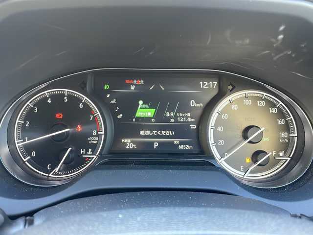 トヨタ ハリアー G 広島県 2024(令6)年 0.7万km プラチナホワイトパールマイカ /登録時走行距離/　　　　　　　6852キロ/純正ナビ/バックカメラ/地デジ/ハーフレザーシート/PCS/パワーバックドア/スペアキー×１/ビルトインETC/新車時整備手帳/　　【保証書】/取扱説明書/