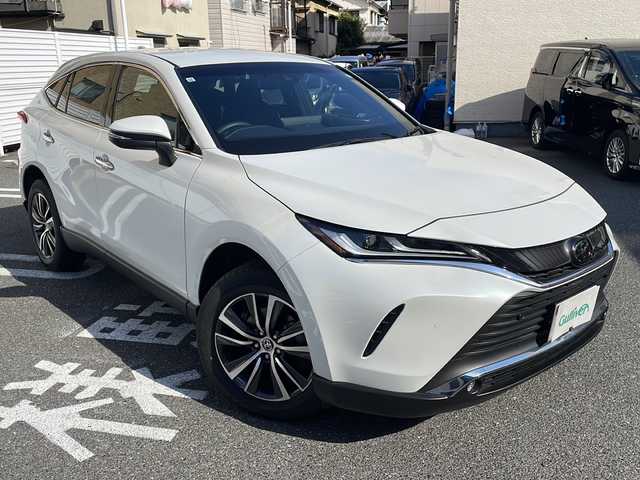 トヨタ ハリアー G 広島県 2024(令6)年 0.7万km プラチナホワイトパールマイカ /登録時走行距離/　　　　　　　6852キロ/純正ナビ/バックカメラ/地デジ/ハーフレザーシート/PCS/パワーバックドア/スペアキー×１/ビルトインETC/新車時整備手帳/　　【保証書】/取扱説明書/