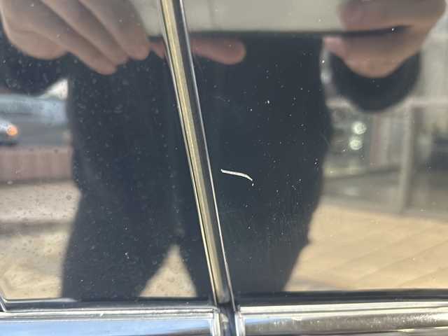 トヨタ クラウン ハイブリッド RS アドバンス 静岡県 2019(平31)年 4.6万km ホワイトパールクリスタルシャイン 純正ナビ/(FM/AM/CD/DVD/フルセグ/Bluetooth)/オートマチックハイビーム/レーンキープアシスト/レーダークルーズコントロール/パーキングアシスト/ドライブレコーダー/ETC/ハンドルヒーター/前席シートヒーター/パワーシート/電動格納ミラー/ブレーキホールド/ステアリングスイッチ/オートライト/LEDヘッドライト/フルオートエアコン/プッシュスタート/スマートキー/純正フロアマット