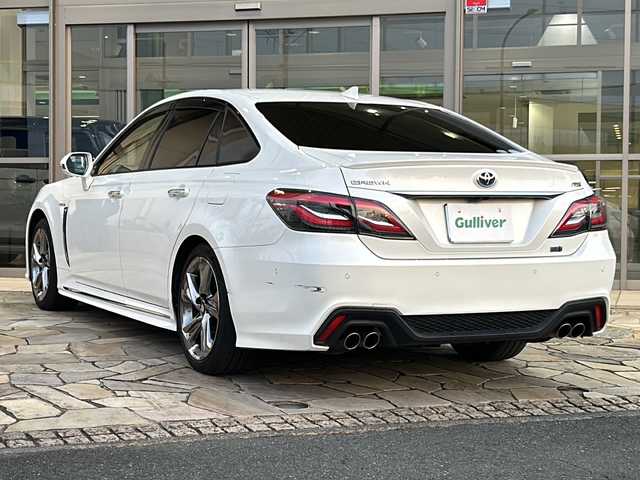 トヨタ クラウン ハイブリッド RS アドバンス 静岡県 2019(平31)年 4.6万km ホワイトパールクリスタルシャイン 純正ナビ/(FM/AM/CD/DVD/フルセグ/Bluetooth)/オートマチックハイビーム/レーンキープアシスト/レーダークルーズコントロール/パーキングアシスト/ドライブレコーダー/ETC/ハンドルヒーター/前席シートヒーター/パワーシート/電動格納ミラー/ブレーキホールド/ステアリングスイッチ/オートライト/LEDヘッドライト/フルオートエアコン/プッシュスタート/スマートキー/純正フロアマット