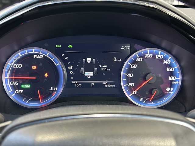 トヨタ クラウン ハイブリッド RS アドバンス 静岡県 2019(平31)年 4.6万km ホワイトパールクリスタルシャイン 純正ナビ/(FM/AM/CD/DVD/フルセグ/Bluetooth)/オートマチックハイビーム/レーンキープアシスト/レーダークルーズコントロール/パーキングアシスト/ドライブレコーダー/ETC/ハンドルヒーター/前席シートヒーター/パワーシート/電動格納ミラー/ブレーキホールド/ステアリングスイッチ/オートライト/LEDヘッドライト/フルオートエアコン/プッシュスタート/スマートキー/純正フロアマット