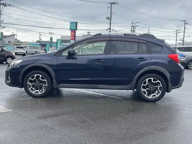 スバル インプレッサ ＸＶ 2．0i－L アイサイト 山形県 2015(平27)年 4.4万km ダークブルーパール 4WD/衝突軽減/純正SDナビ/　　【CD/DVD/BT/フルセグ】/バックカメラ/レーダークルーズコントロール/HIDヘッドライト/純正17インチアルミホイール/ルーフレール/ステアリングスイッチ/電動格納ウィンカーミラー/アイドリングストップ/ブラインドスポットモニター/スマートキー/ETC