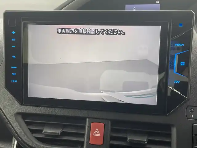 トヨタ ヴォクシー ZS 煌Ⅱ 熊本県 2019(平31)年 2.7万km ホワイトパールクリスタルシャイン ワンオーナー　/禁煙車/社外10インチナビ（ＤＶＤ・フルセグ・ＢＴ・ＡＵＸ）/後席リップダウンモニター　/バックカメラ　/ＥＴＣ　/両側パワースライドドア　/クルーズコントロール　/前後クリアランスソナー　/トヨタセーフティーセンス/・プリクラッシュセーフティ/・レーンディパーチャーアラート/・オートマチックハイビーム/・先行車発進お知らせ機能/横滑り防止/アイドリングストップ/純正フロアマット/純正１６インチAW/オートライト/LEDヘッドライト/フォグライト/スマートキー/プッシュスタート/スペアキー1本/保証書/取扱説明書