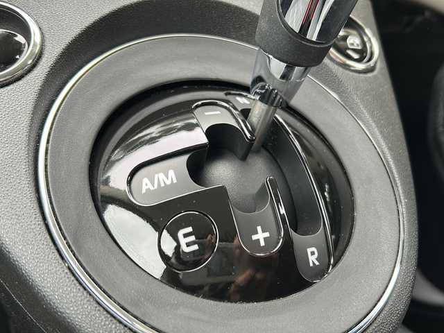 フィアット ５００ 1．2 ポップ 茨城県 2021(令3)年 1.3万km LATTE MENTA 禁煙車/純正ナビ/Bluetooth搭載/社外カメラ/純正ホイール/14インチアルミホール/エアバック/カーテンエアバック/走行距離少/USB入力端子/AC/ETC/横滑り防止機能