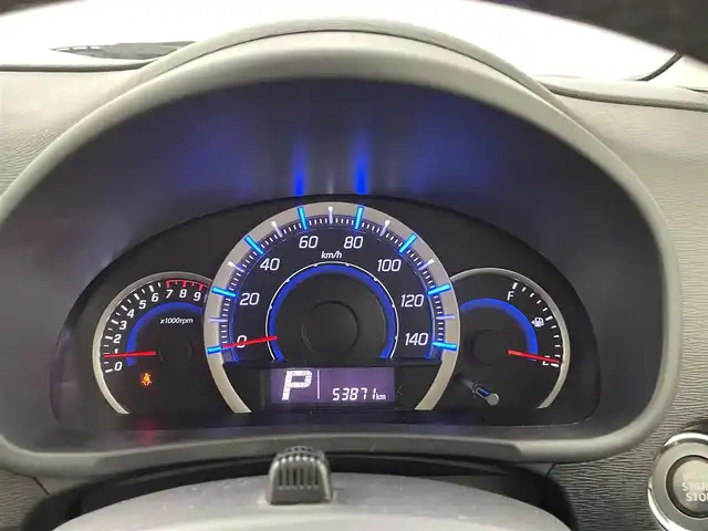 スズキ ワゴンＲ スティングレー X 熊本県 2013(平25)年 5.4万km パールホワイト 禁煙車/社外ナビAVN-Z02i/CD/DVD/DTV/Bluetooth/バックカメラ/ETC/アイドリングストップ/オートエアコン/オートライト/HIDライト/純正フロアマット/純正アルミホイール/ドアバイザー/スマートキー/プッシュスタート /スペアキー1本