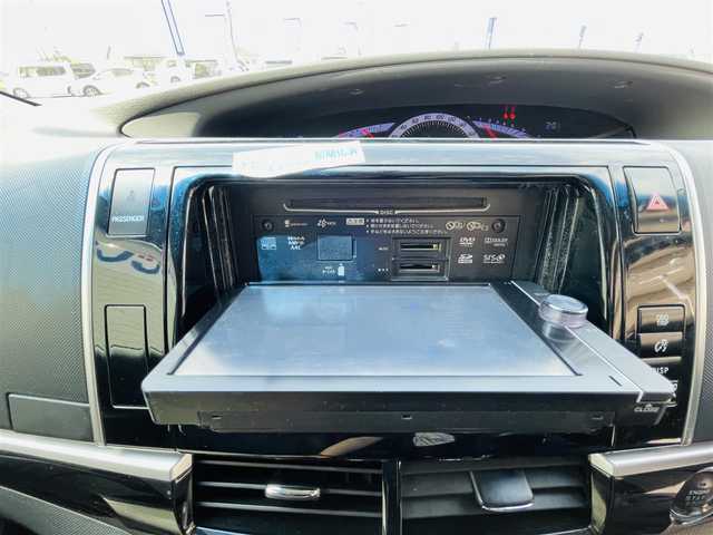 トヨタ エスティマ アエラス プレミアムエディション 岡山県 2014(平26)年 12.3万km ブラック (株)IDOMが運営する【じしゃロン岡山店】の自社ローン専用車両になります。こちらは現金またはオートローンご利用時の価格です。自社ローンご希望の方は別途その旨お申付け下さい/・準正ナビゲーション/・両側電動スライドドア/・バックカメラ/・クルコン/・ＥＴＣ