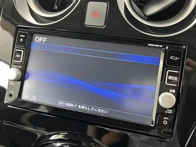 日産 ノート X 群馬県 2016(平28)年 4.1万km ソニックブルー 純正７型ナビ　全方位カメラ　Ｂｌｕｅｔｏｏｔｈ　エマージェンシーブレーキ　電動格納ミラー　前後コーナーセンサー　ＥＴＣ　オートライト　アイドリングストップ　プッシュスタート　スマートキー