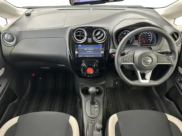日産 ノート X 群馬県 2016(平28)年 4.1万km ソニックブルー 純正７型ナビ　全方位カメラ　Ｂｌｕｅｔｏｏｔｈ　エマージェンシーブレーキ　電動格納ミラー　前後コーナーセンサー　ＥＴＣ　オートライト　アイドリングストップ　プッシュスタート　スマートキー