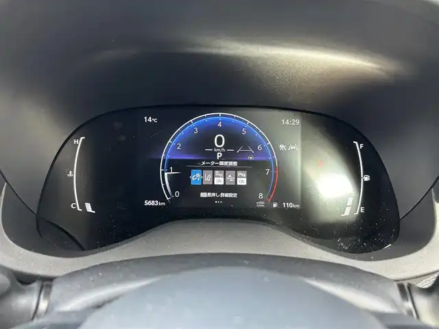 トヨタ ヤリスクロス Z 長崎県 2024(令6)年 0.6万km ブラックマイカ ワンオーナー/純正マルチメディア/（ナビ、フルセグ、AM、FM、BT、Miracast）/ステアリングリモコン/レーダークルーズコントロール/プッシュスタート/テレビキャンセラー/バックカメラ/全周囲カメラ/サイドカメラ/フロントカメラ/レーンディパーチャーアラート/BSM/プリクラッシュセーフティ/クリアランスソナー/RCTA/PKSB/安心降車アシスト/RSA/オートライト/オートハイビーム/ステアリングヒーター/ヘッドライトレベライザー/電動リアゲート/ビルトインETC/電格ウィンカーミラー/ハーフレザーシート/DNシートヒーター/D席パワーシート/電動パーキングブレーキ/オートホールド/前後ドライブレコーダー/ドアバイザー/純正フロアマット/取扱説明書/マルチメディア説明書/保証書/スペアキー