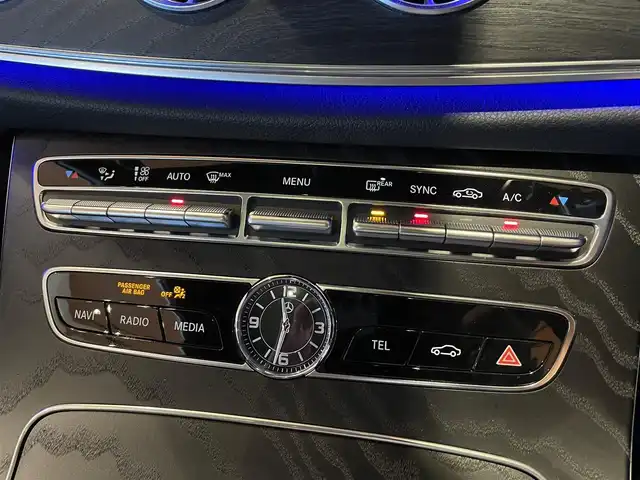 メルセデス・ベンツ Ｅ４５０ 4マチック クーペ スポーツ 道央・札幌 2018(平30)年 4.4万km ダイヤモンドホワイト ダイヤモンドホワイト/エクスクルーシブパッケージ/　・パノラミックスライディングルーフ/　・Burmesterサラウンドサウンド/　・エアバランスパッケージ/レーダーセーフティパッケージ/360°カメラ/ヘッドアップディスプレイ/本革シート/シートヒーター/シートベンチレーション/マッサージシート/マルチビームLEDヘッドライト/アダプティブハイビームアシストプラス/AIR BODY CONTROLサスペンション/パワーテールゲート